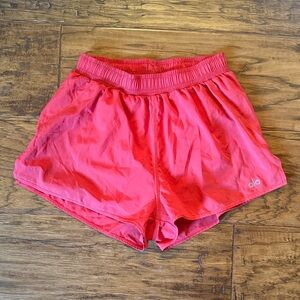 ALO Yoga Women's Athletic Shorts - light Red / pink